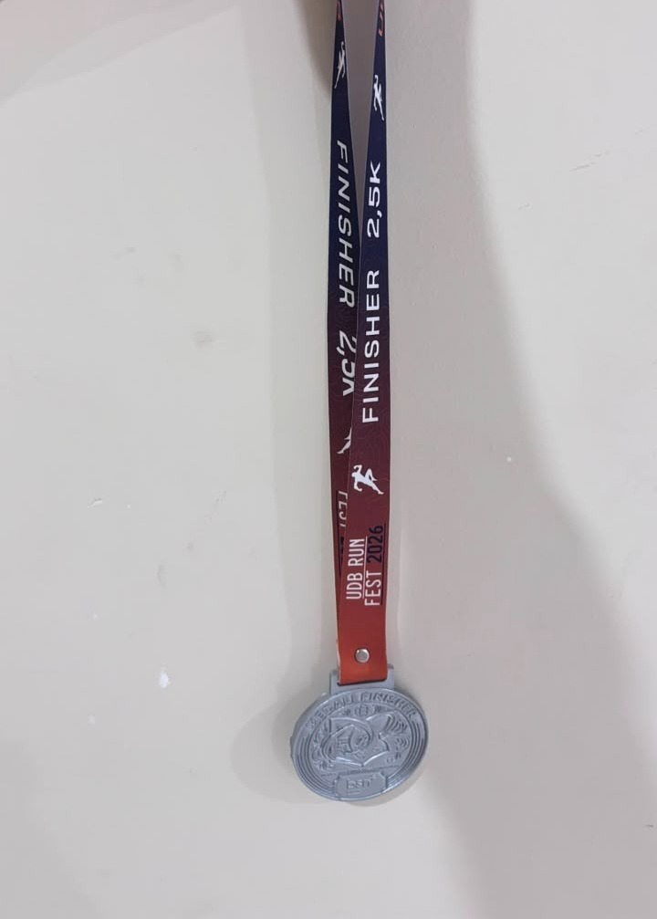 Medali Finisher